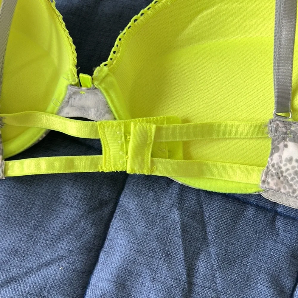 XOXO Bra and Panty Set - Picture 7 of 10